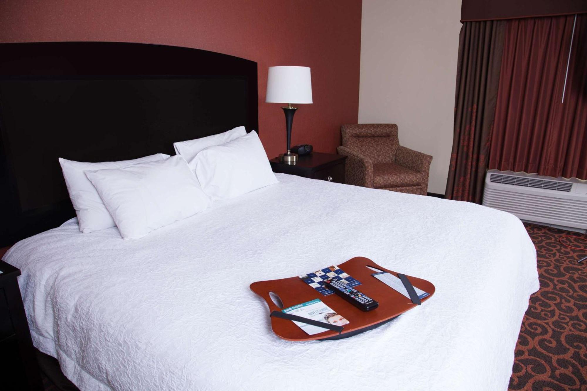 Hampton Inn & Suites Dickinson Nd Esterno foto