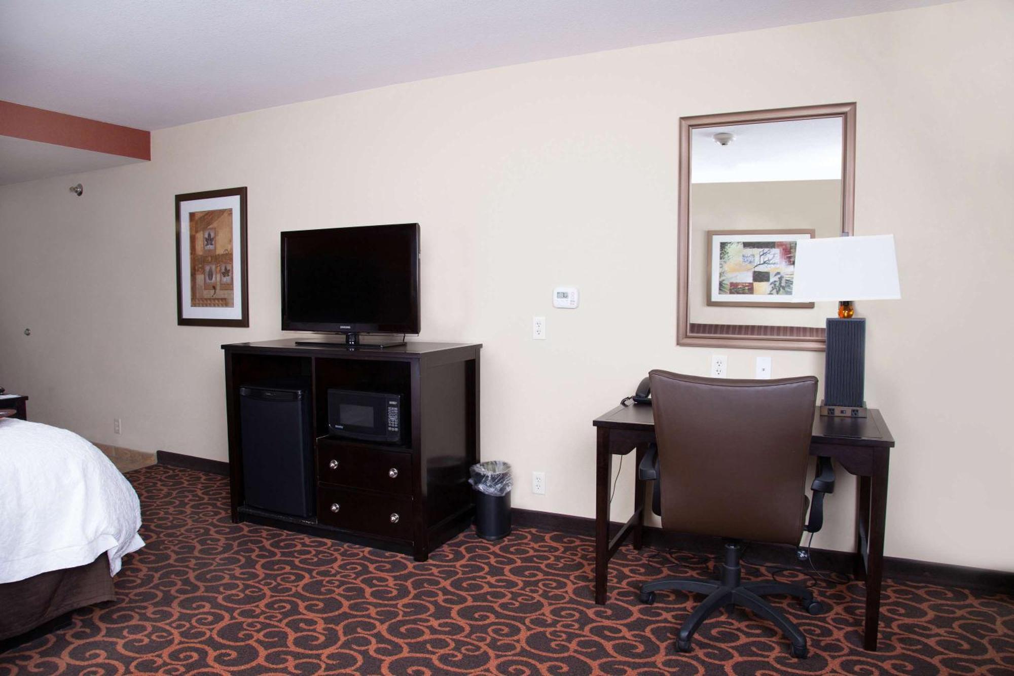 Hampton Inn & Suites Dickinson Nd Esterno foto