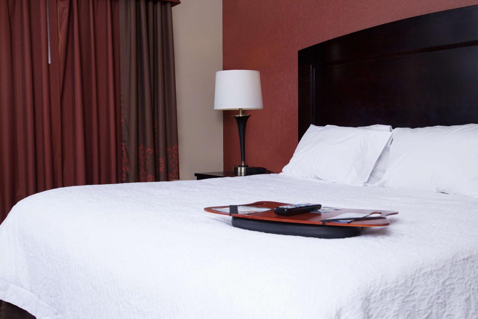 Hampton Inn & Suites Dickinson Nd Esterno foto