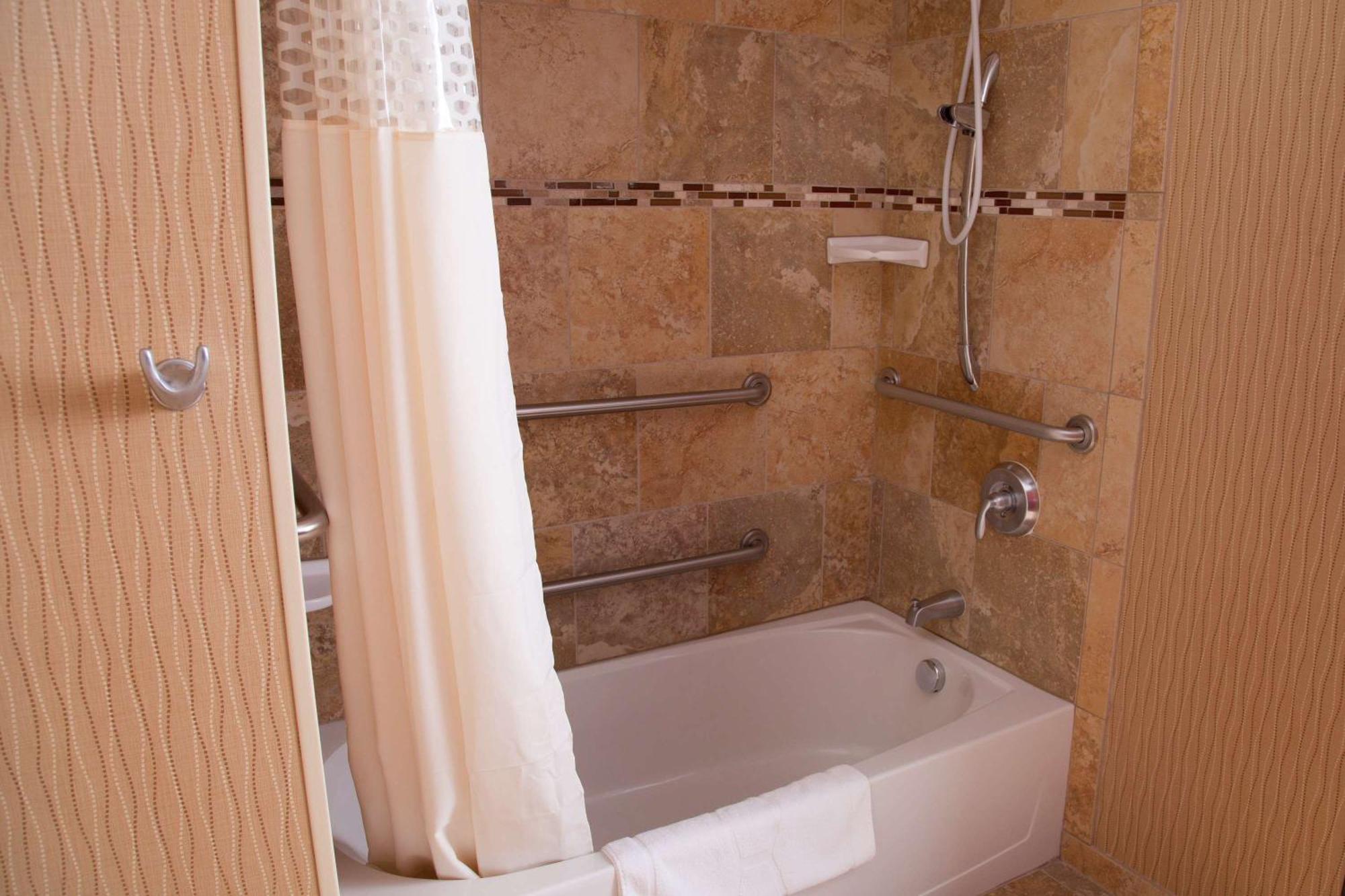 Hampton Inn & Suites Dickinson Nd Esterno foto